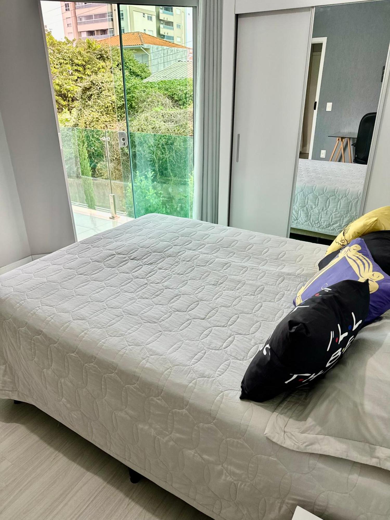 Quarto Confortavel Com Tv, Ar E Sacada Vista Jardim Florianópolis Extérieur photo