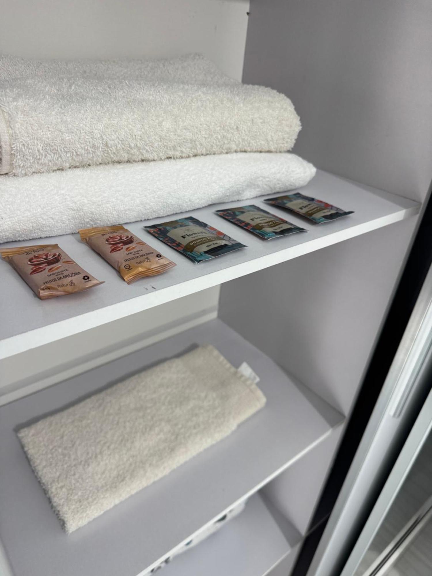 Quarto Confortavel Com Tv, Ar E Sacada Vista Jardim Florianópolis Extérieur photo